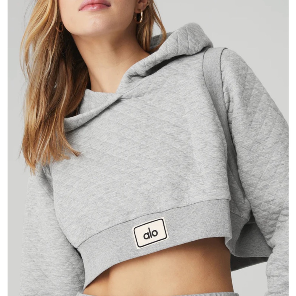 Alo Yoga hoodie size medium